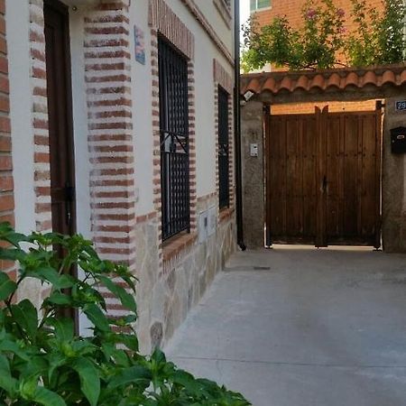 Villa La Plazuela Navaluenga Exterior foto